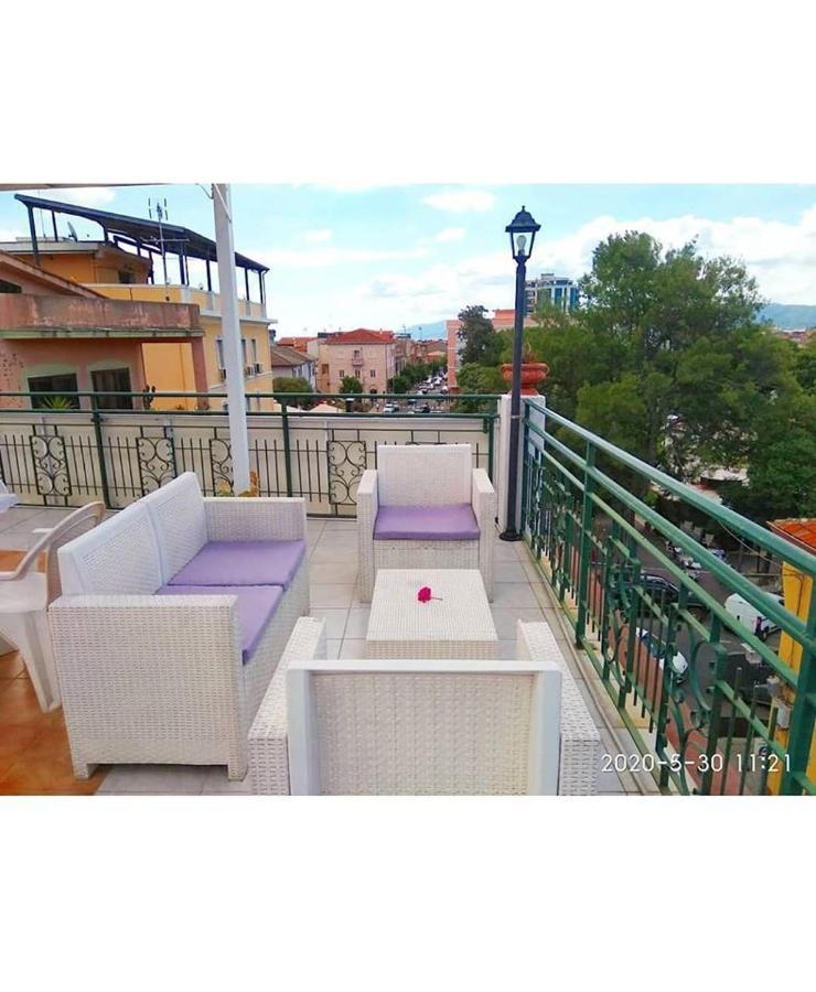 Centro Azzurro Villa Iglesias Kültér fotó